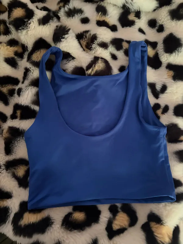 h&m blue crop tank top - Image 2
