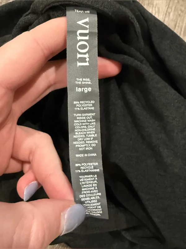 Vuori Black Heather Halo Essential Hoodie - Image 9