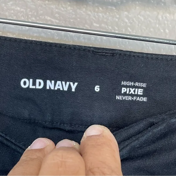 Old Navy High-Rise Pixie Black jack ankle pants SZ 6 - Image 8