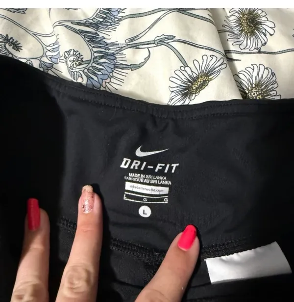 Nike Black Athletic Shorts - Image 3