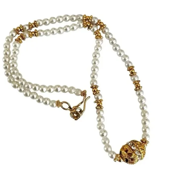 Faux pearl gold tone beaded necklace - Image 4