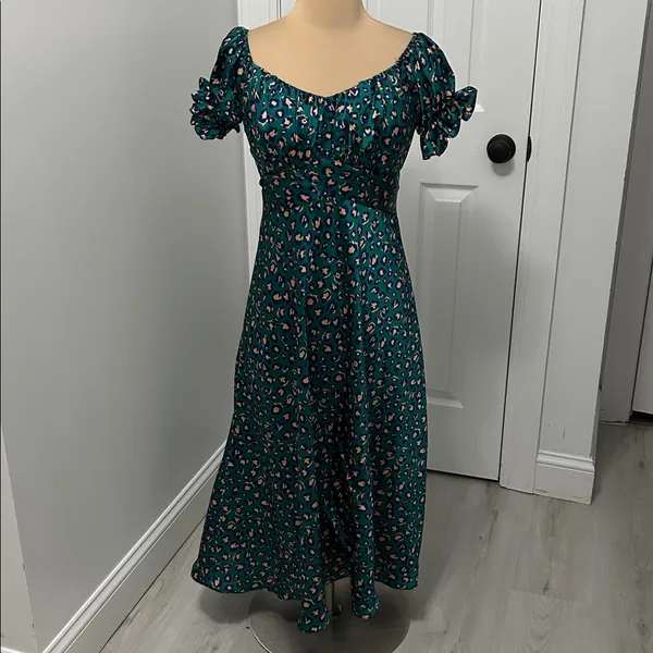 Hello Molly Spiced Ginger Medley Green Leopard Maxi Dress - Image 3