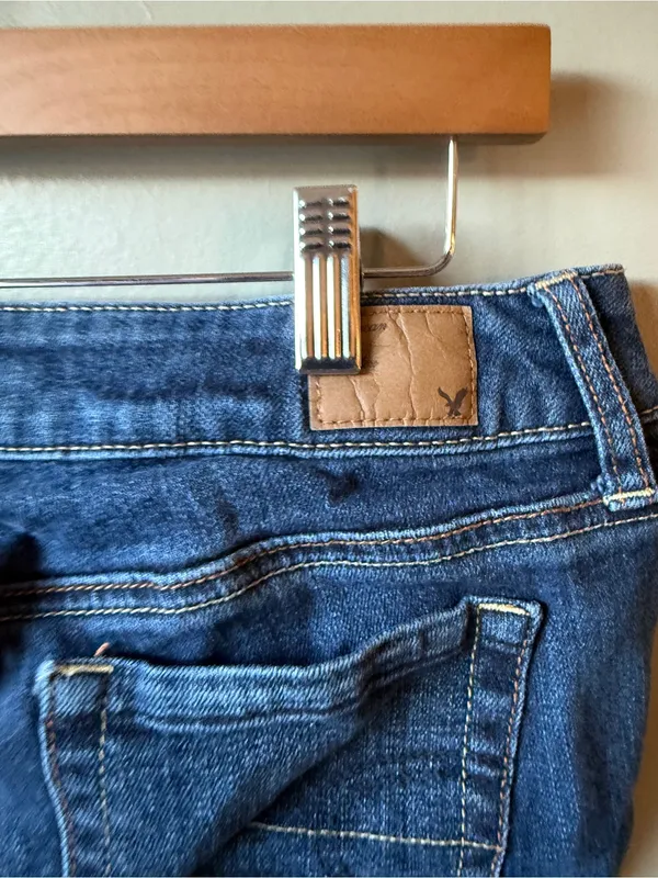 American Eagle Favorite Boyfriend Jeans Stretch Blue Women’s Size 8 - Image 5