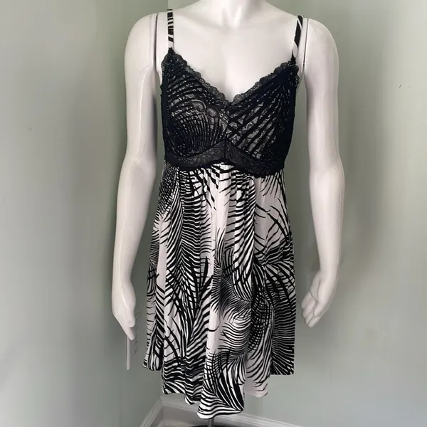 Soma Lace Sleep Chemise Palm silhouette ivory nightgown small - Image 3