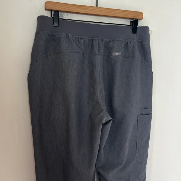 FIGS - Kade Cargo Scrub Pants Graphite Medical Nurse Doctor - Image 5