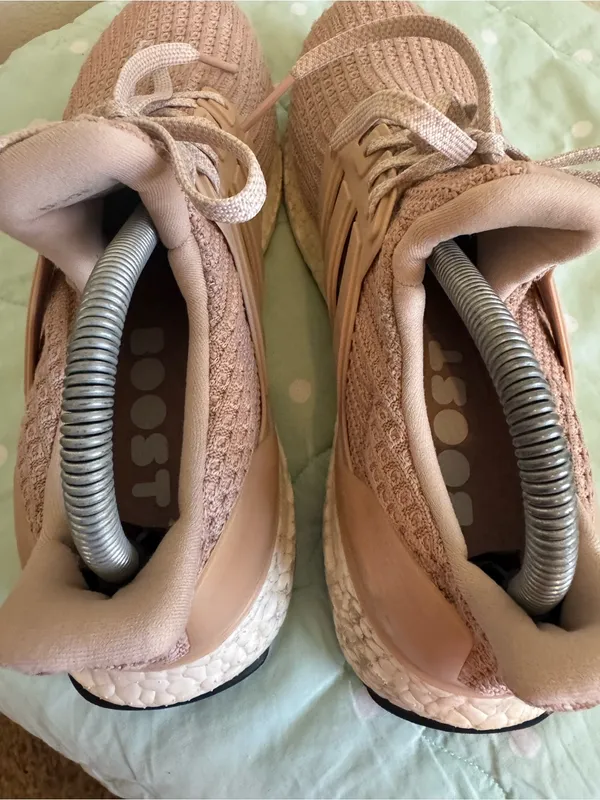 Adidas Ultraboost 4.0 sneakers in the "Ash Pearl size 9.5 - Image 6