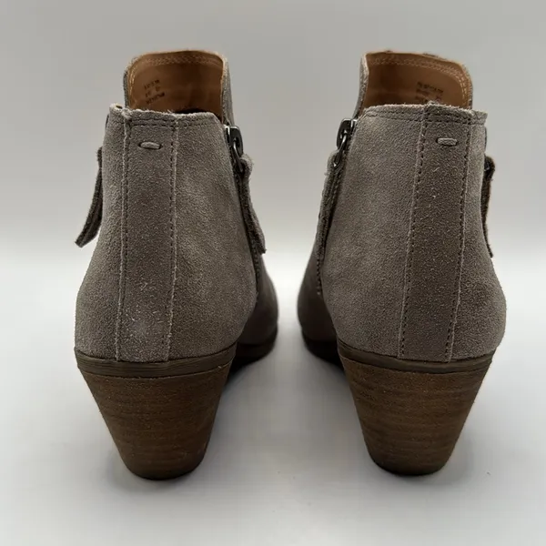 FRYE Judith Bootie in Taupe‎ Suede Double Zip Stack Heel Size 7 - Image 3