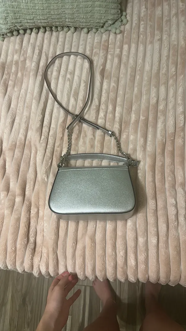 Crossbody - Image 3