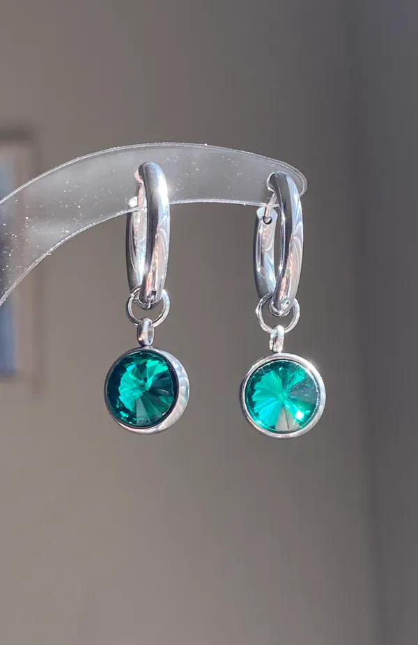 stainless steel green simple minimalist hoop earrings💚 - Image 3