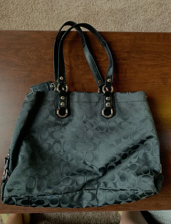 Black Purse - Image 2
