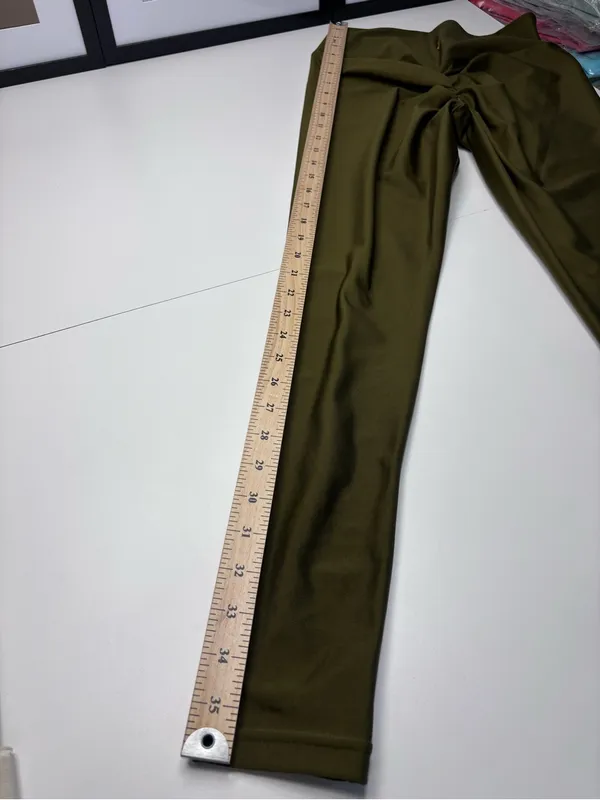 Obsession Scrunch Butt Shapewear Leggings Olive Green High Waisted Size M EUC - Image 7