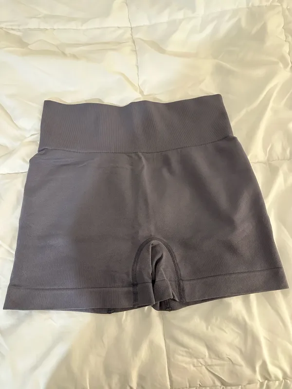 Gym Shorts Gray Size M - Image 2