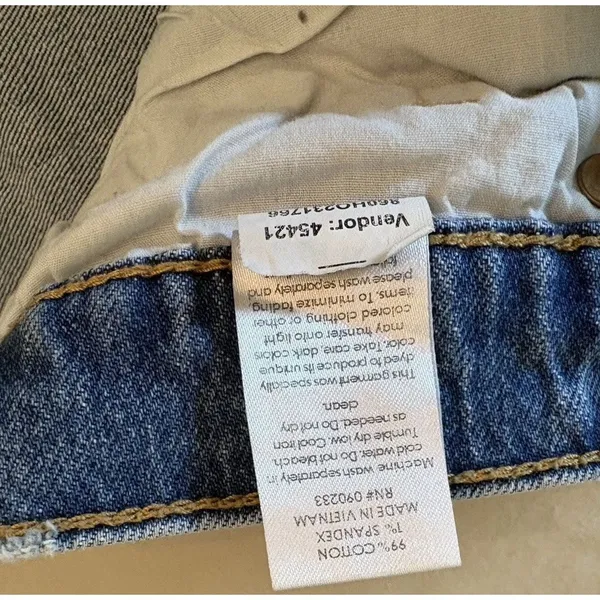 PacSun Stretch Dad Jeans Women’s Size 30/28.5" inseam Ankle Slit Button Fly EUC - Image 3