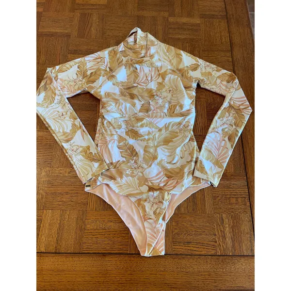 Rip Curl Namotu Long Sleeve Surfsuit Swimsuit Rashguard SMALL - Image 3
