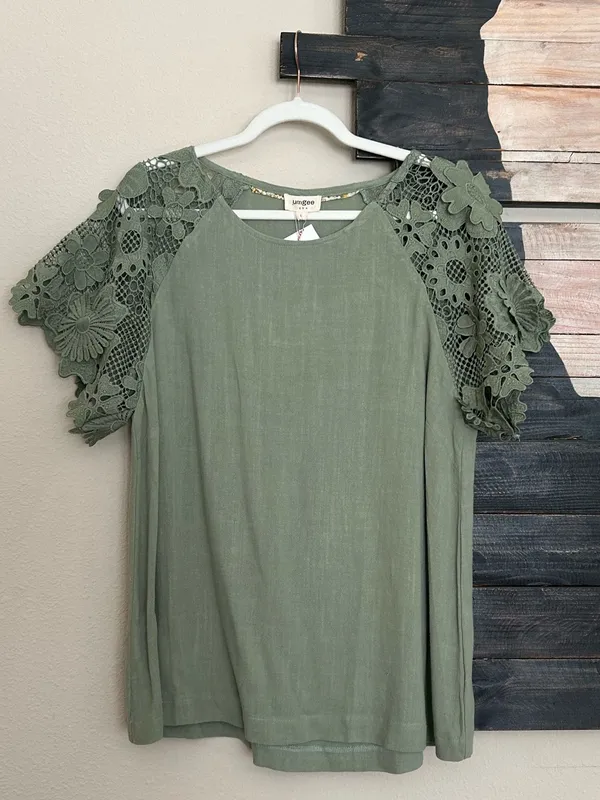 Umgee 3D Floral Lace Sleeve Olive Green Linen Cotton Short Sleeve Top - Image 2