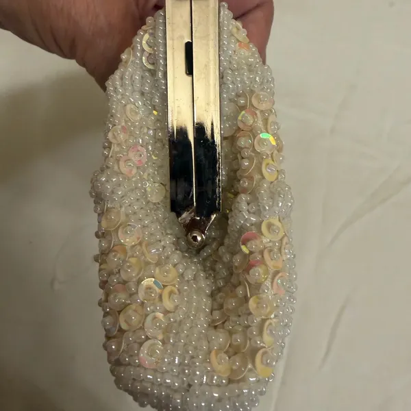 Chic Cream Beaded Clutch White - Image 7
