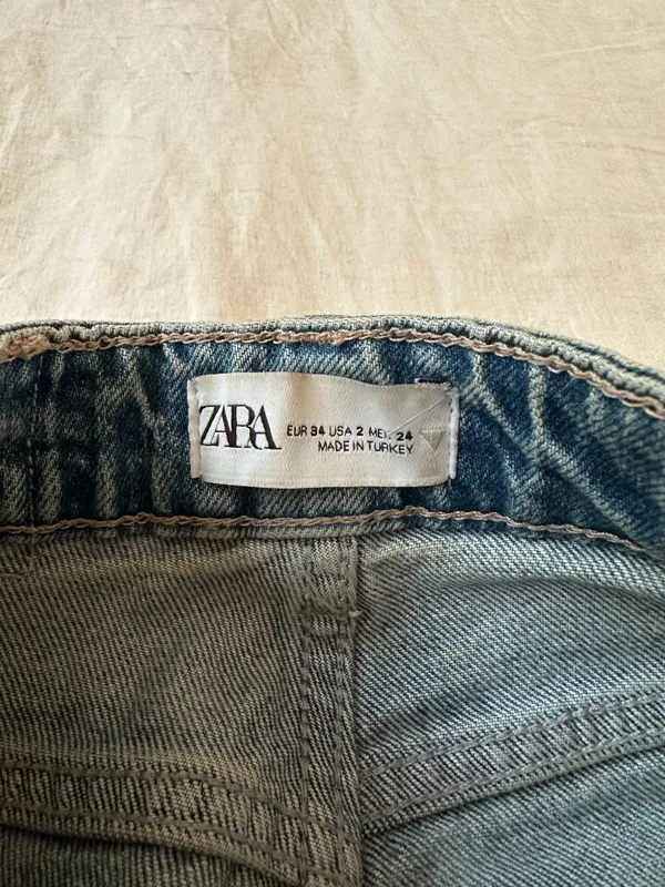 ZARA Boyfriend Jeans - Image 3
