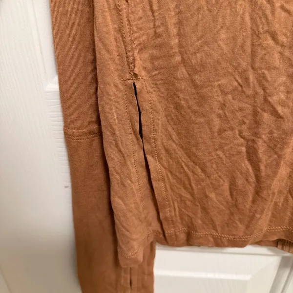 Free People Women's Fresh and Clean Top Size Medium - Image 8