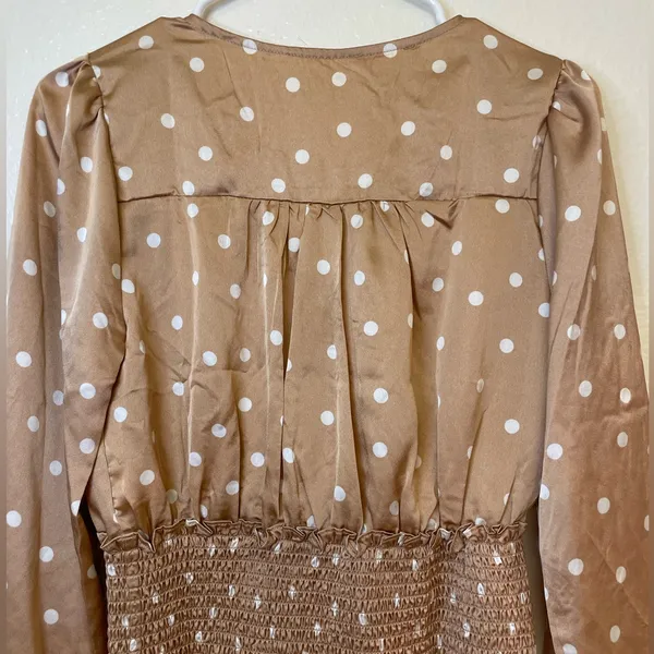Blu Pepper NWT Tan Brown Polka Dot‎ Silky Blouse Size S - Image 7