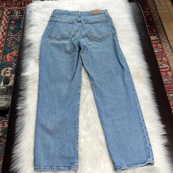 Madewell the Mid Rise Perfect Vintage Straight Jeans - Image 7