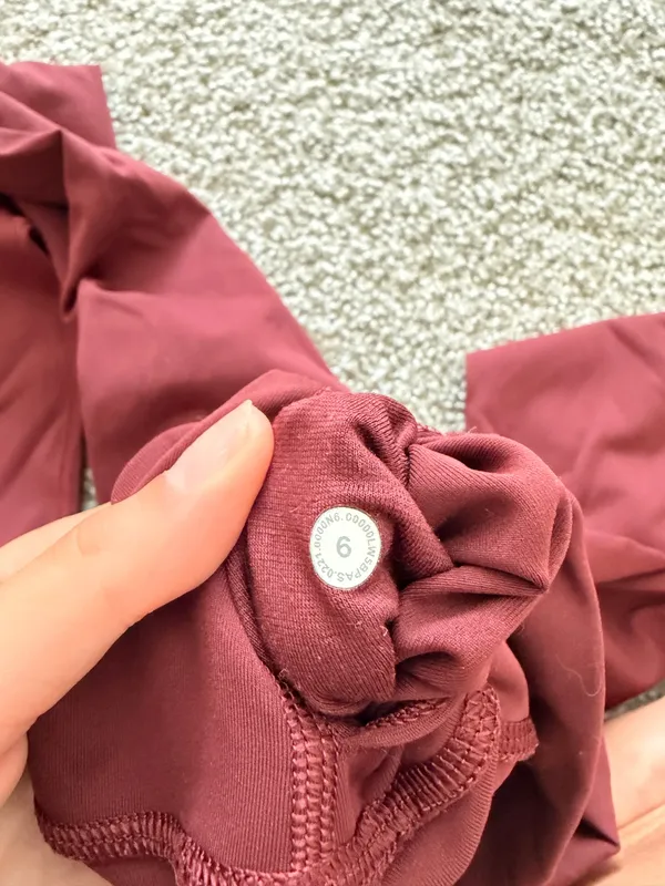 Lululemon Wunder Under Leggings - Image 4