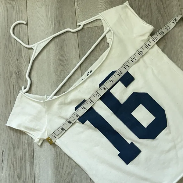 Brandy Melville Tshirt cotton off shoulder 16 crop womens White one size sporty - Image 5