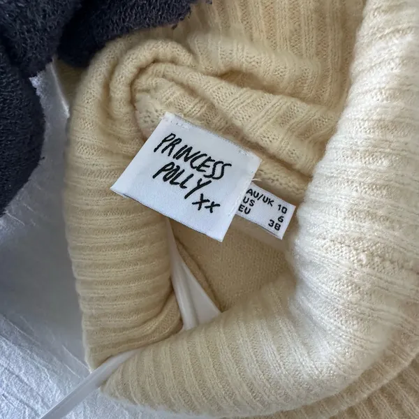 turtleneck cropped a weater  - Image 3