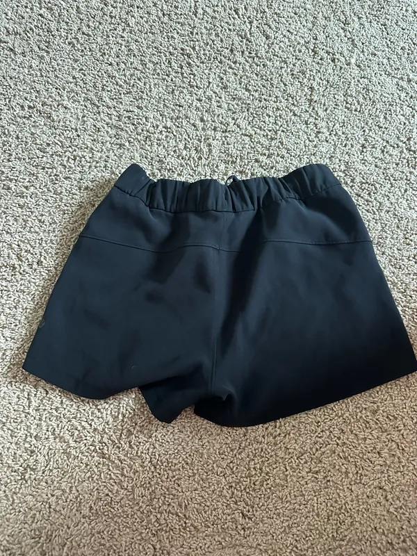 Lululemon On The Fly Shorts - Image 2