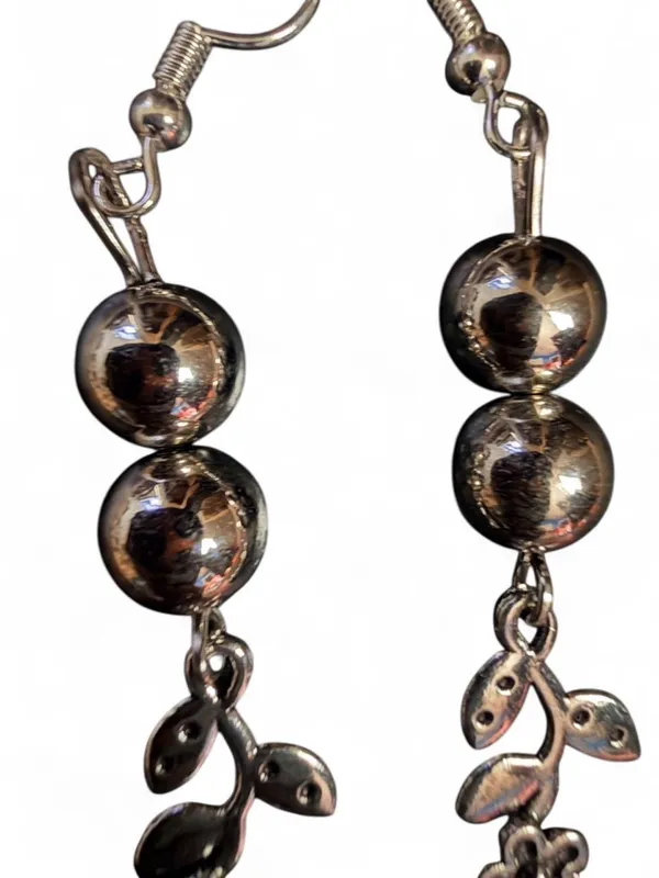 Handmade Silver Floral Leaf Dangle Earrings Metallic Beaded Drops - Image 4