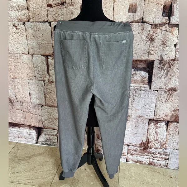 FIGS tactical collection size small heathers grey Jogger scrubs Pants no flaws - Image 2