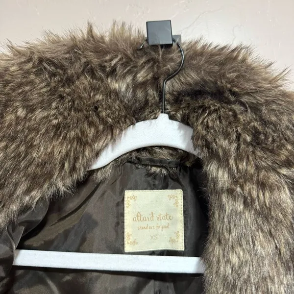 Altar’d State Brown Faux Fur Vest - Image 6