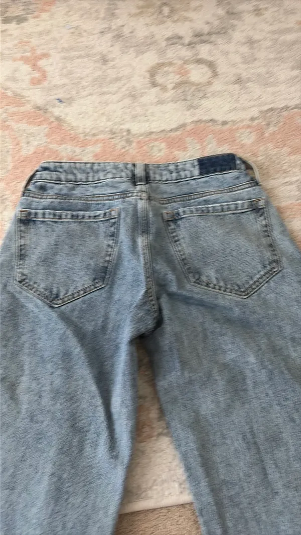 Hollister Jeans - Image 5