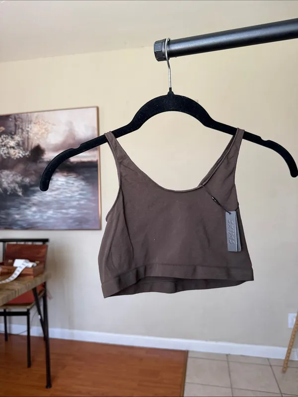 SKIMS (Black-S/M-NWT) Seamless Bra brown - Image 3