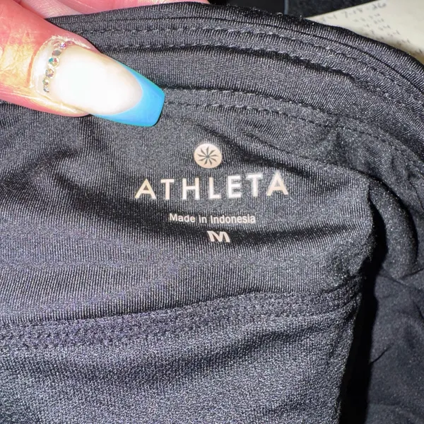 Athleta Ready set go shorts - Image 9