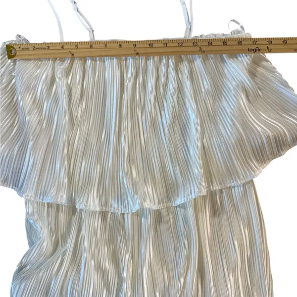 Lulu's Ivory Satin‎ Fabric - Image 4
