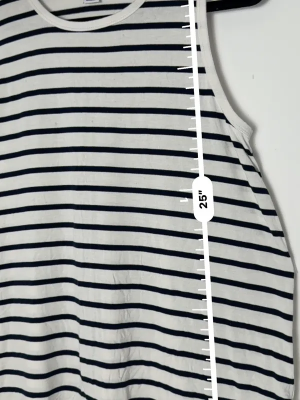 Old Navy Navy and White Striped Tee - Image 7
