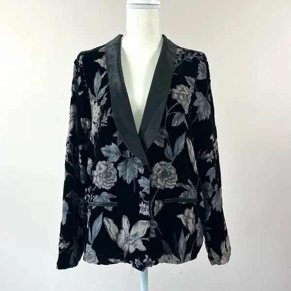 Sage The Label Headed Downtown Velvet Floral Blazer Size XS - Image 3