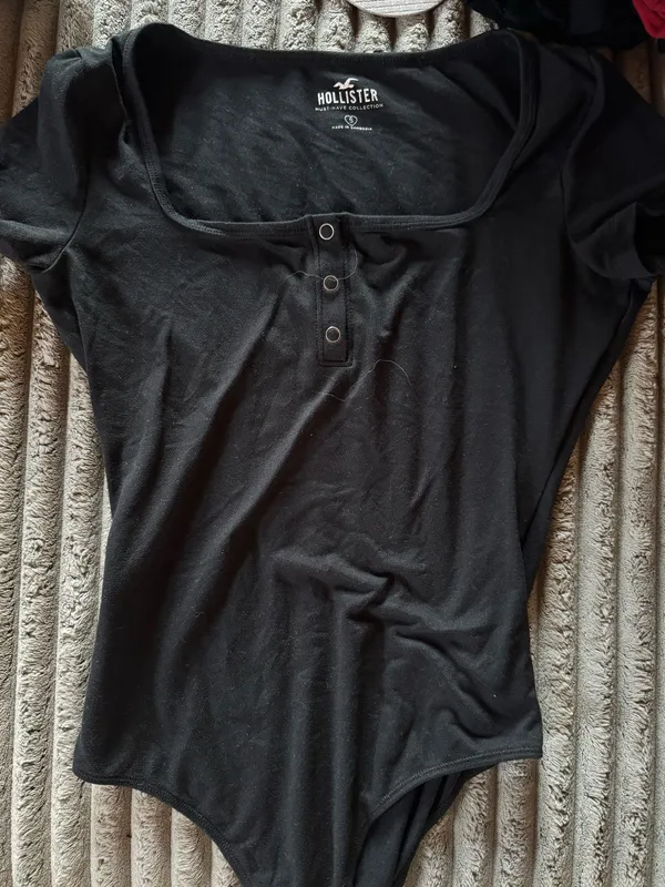 Hollister Black Bodysuit - Image 2