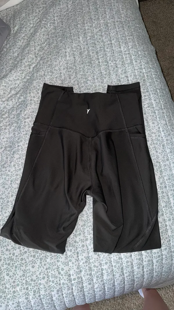 Old Navy Powersoft High-Rise Leggings - Image 2