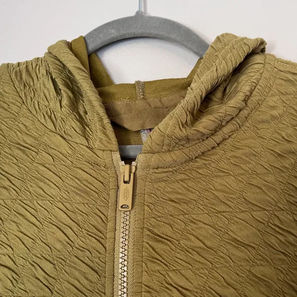 Movement Kadi Quilted Full Zip Lightweight Crop Hoodie Jacket Green - Image 5