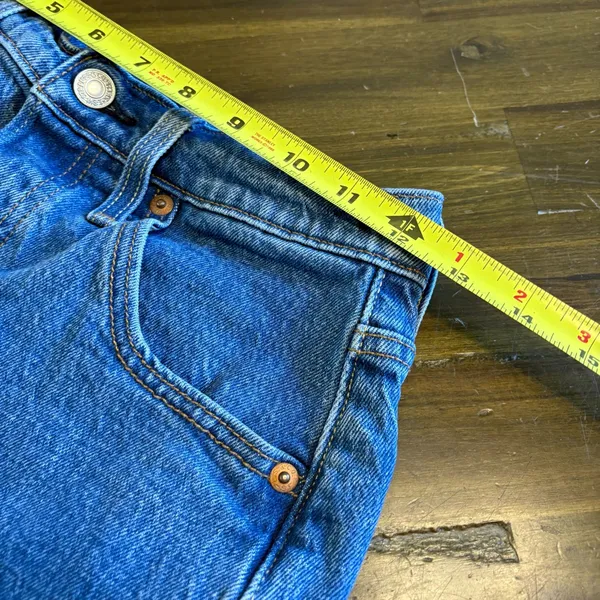 Levi’s 501 Cut Off Shorts Blue Button Fly size 25 Daisy High Rise Distressed - Image 4
