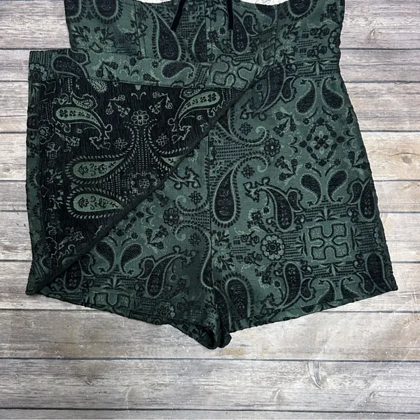 Urban Outfitters White Green Black Antoinette Strapless Brocade Paisley Romper - Image 4