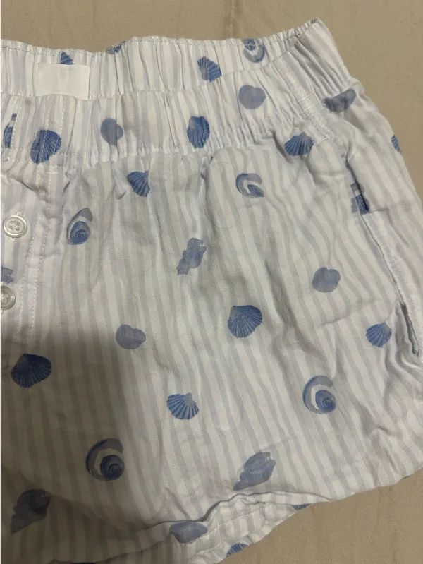 Hollister Seashell Boxer Shorts - Image 3