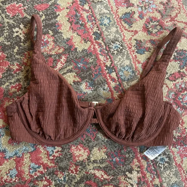 NWOT Abercrombie &fitch bikini top - Image 3