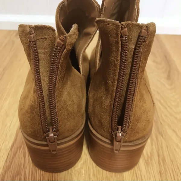 STEVE MADDEN Ankle Boot Size 10 Brown Suede Bootie Open Side Chunky Heel Western - Image 7