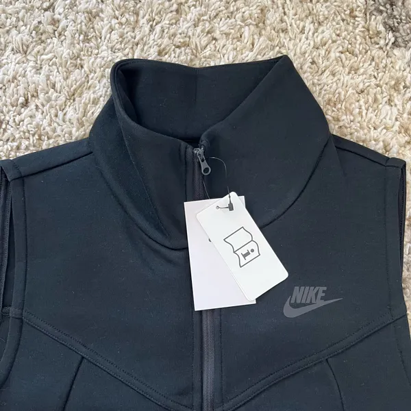 NWT NIKE Sportswear Tech Fleece Full-Zip Vest - Image 5