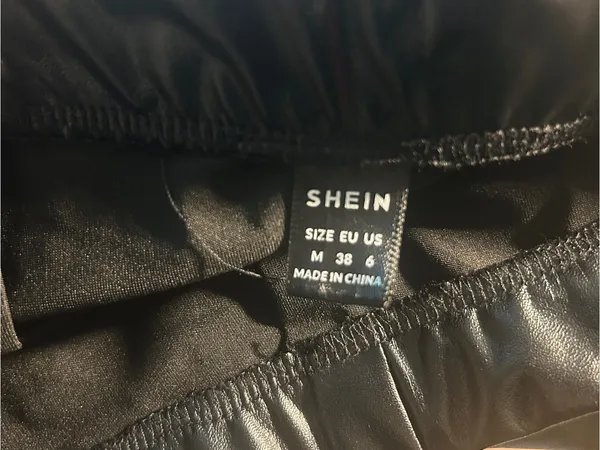 SHEIN Black Faux Leather Midi Skirt Size Medium High Waist Shiny PU GUC - Image 3