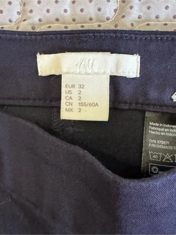 H&M Navy Straight Leg Tailored Pants size 2 - Image 5