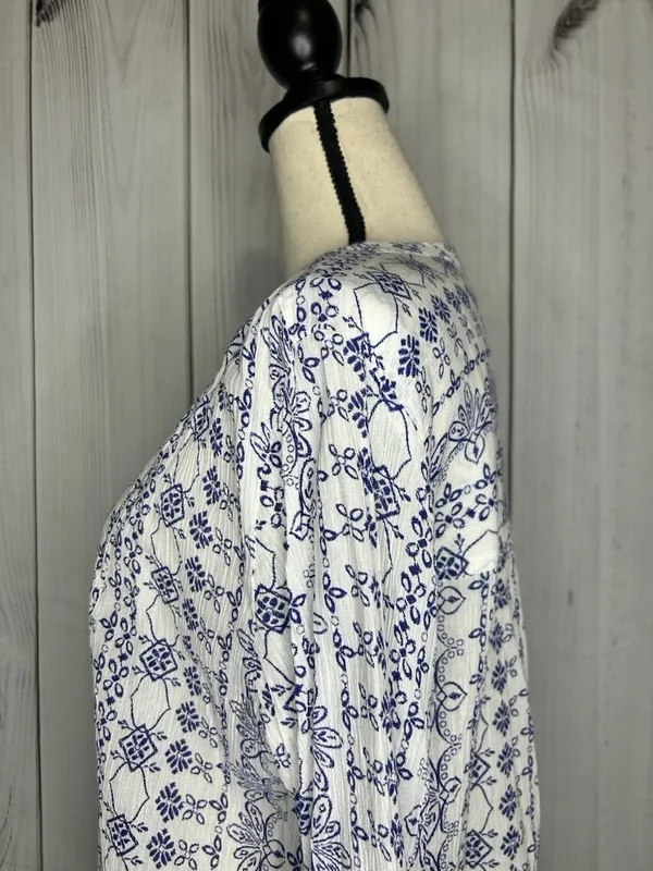 Ann Taylor Loft Blue White Floral Print V-Neck Cotton Tunic Top Sz L Lightweight - Image 6