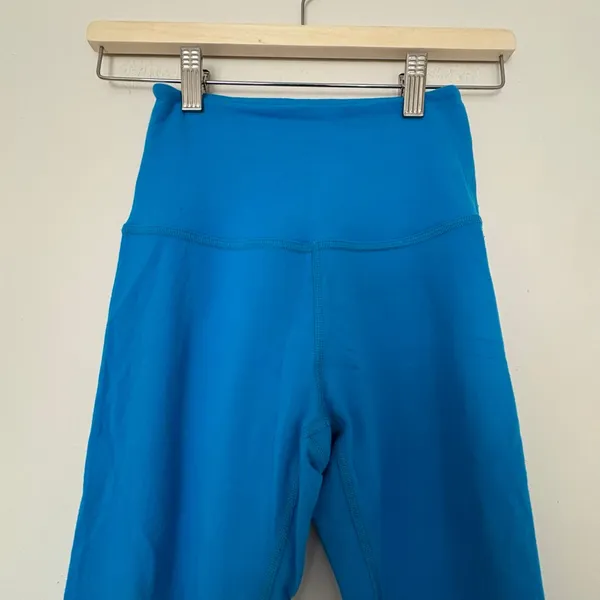 Women's Beyond Yoga Leggings Size small Blue - Image 5